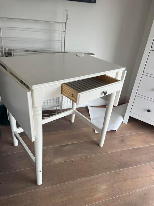 Wit uitklapbaar ikea bureau, Huis en Inrichting, Bureaus, Gebruikt, Ophalen