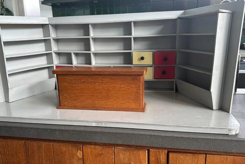 Winkel met toonbank en 8 laden, Verzamelen, Poppenhuizen en Toebehoren, Gebruikt, Poppenhuis, Ophalen