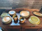 Goebel Country Bretagne Servies 24 delig, Huis en Inrichting, Keuken | Servies, Gebruikt, Bord(en), Effen, Aardewerk