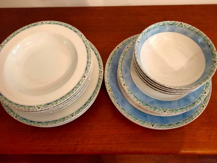 Arzberg Servies AH - Mooie Set!, Huis en Inrichting, Keuken | Servies, Gebruikt, Compleet servies, Overige stijlen, Porselein