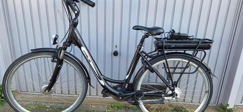 VOGUE. BASIC Elektrische Fiets 470 Watt accu 594 km gereden, Fietsen en Brommers, Fietsen | Dames | Damesfietsen, Zo goed als nieuw