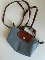Longchamp le priage mini, Sieraden, Tassen en Uiterlijk, Tassen | Damestassen, Ophalen of Verzenden, Nieuw, Blauw, Handtas