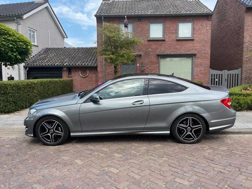 Mercedes-Benz C-Klasse 1.8 C200 Coupe AUT 2012 Grijs, Auto's, Mercedes-Benz, C-Klasse, ABS, Airbags, Airconditioning, Alarm, Bluetooth