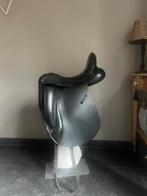 Km custom made dressuur zadel met dikke wrongen 17 inch MW, Ophalen of Verzenden, Gebruikt, Dressuur