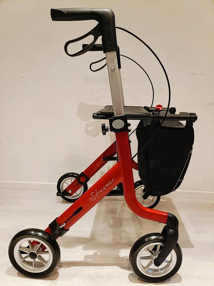 Rehasense Streamer 5.7kg rollator incl Servicebeurt ZGAN, Diversen, Rollators, Zo goed als nieuw, Lichtgewicht, Opvouwbaar, Ophalen of Verzenden