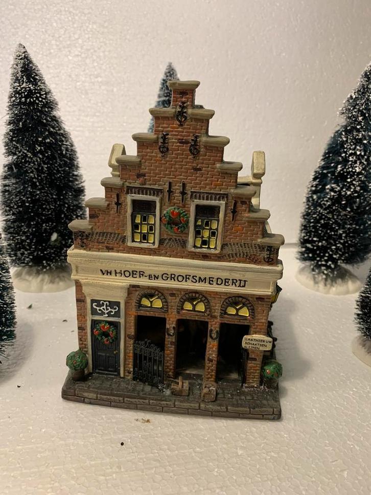 Dickensville elfsteden kersthuisjes, Diversen, Kerst, Zo goed als nieuw, Ophalen of Verzenden