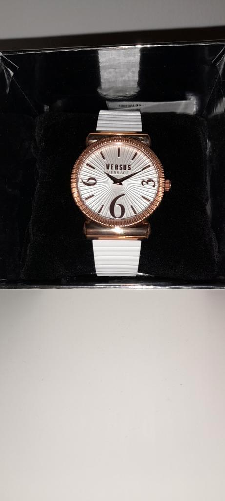 Mooi dames horloge van versus Versace Nieuw!, Sieraden, Tassen en Uiterlijk, Horloges | Dames, Nieuw, Polshorloge, Overige merken