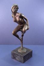 Marianne Houtkamp brons 'Zittend naakt', Antiek en Kunst, Ophalen of Verzenden