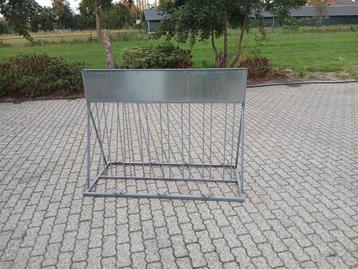 Fietsenrek - stevig en praktisch 2 stuks  beschikbaar voor biedingen