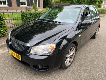 Kia Cerato 1.6 5-drs. Apk tot 11-06-'26 Goed onderhouden aut beschikbaar voor biedingen