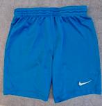 Nike sportbroekje maat M voor kinderen lichtblauw, Jongen of Meisje, Sport- of Zwemkleding, Ophalen of Verzenden, Zo goed als nieuw
