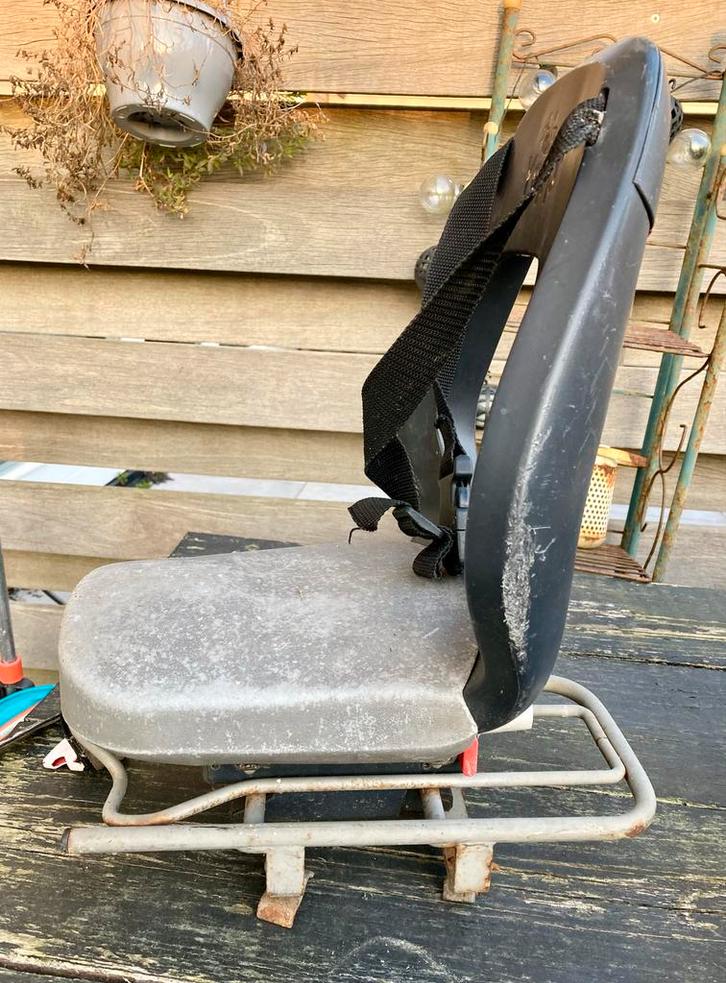 Yepp Junior Achterzitje met Steco Adapter, Fietsen en Brommers, Fietsaccessoires | Fietsstoeltjes, Gebruikt, Achterzitje, 9 t/m 36 kg