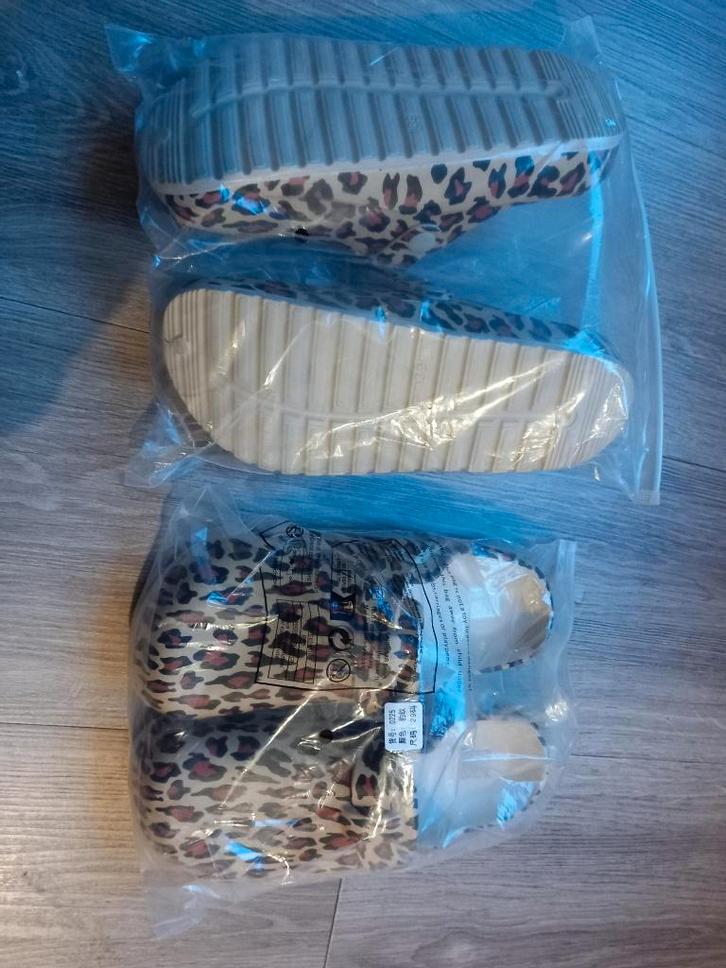 Clogs maat 39, Kleding | Dames, Schoenen, Nieuw, Overige typen, Bruin, Ophalen of Verzenden