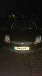 Ford Fiësta 1.3 8V 3DR 2006 Zwart, Auto's, 1299 cc, 4 cilinders, Zwart, Origineel Nederlands