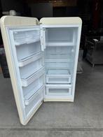 Smeg koelkast, Witgoed en Apparatuur, Koelkasten en IJskasten, 200 liter of meer, Zo goed als nieuw, 45 tot 60 cm, Met vriesvak
