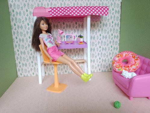 BA34 Barbie Skipper maakt haar huiswerk, Verzamelen, Poppen, Gebruikt, Overige typen, Ophalen of Verzenden