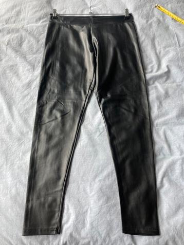 Black Faux Leather Stretch Leggings Size L beschikbaar voor biedingen
