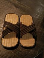 Slippers, Ophalen of Verzenden, Zo goed als nieuw, Overige