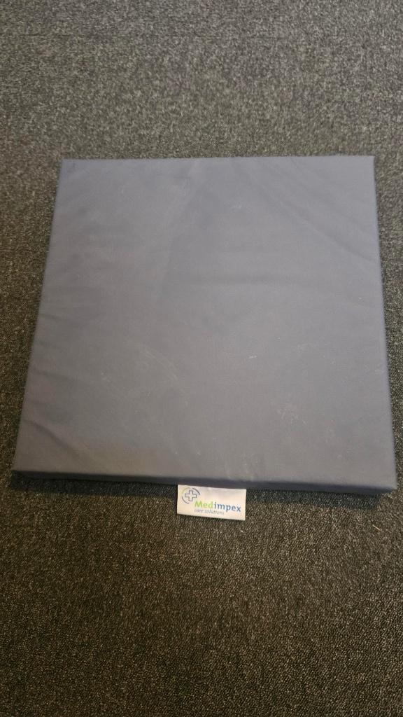 grijs rolstoel kussen, Ophalen, Zo goed als nieuw, Duwrolstoel