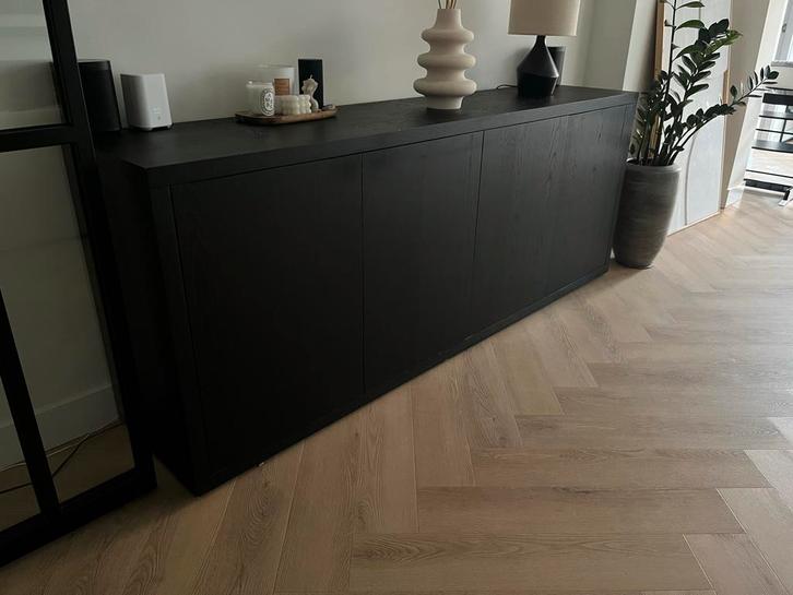 Zwarte Goossens Dressoir Barcelona, Huis en Inrichting, Kasten | Dressoirs, Zo goed als nieuw, 200 cm of meer, 25 tot 50 cm, Met deur(en)