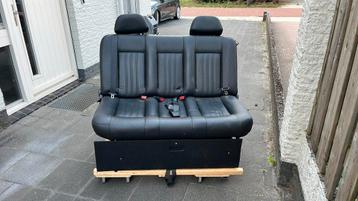 Achterbank Slaapbank. Autostoel. Komt uit een camper. beschikbaar voor biedingen