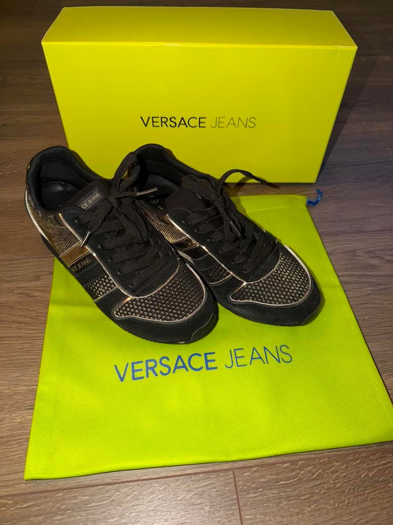 Versace jeans sneakers, Kleding | Dames, Schoenen, Ophalen of Verzenden, Zo goed als nieuw, Zwart, Sneakers of Gympen