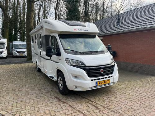 Adria Matrix M 670 SL PLUS - Automaat, Caravans en Kamperen, Campers, Particulier, Half-integraal, tot en met 5, Adria, Diesel