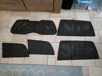 Auto Zonnegordijnen Achterruit + Zijramen beschikbaar voor biedingen