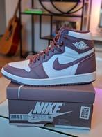 Nike Air Jordan 1 High OG 'Mauve' Maat 43, Kleding | Heren, Schoenen, Wit, Nike, Nieuw, Ophalen of Verzenden