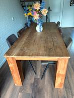 Robuuste houten eettafel, Huis en Inrichting, Tafels | Eettafels, Ophalen, Zo goed als nieuw, Rechthoekig