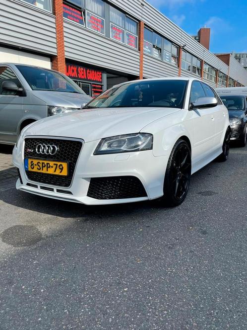 Audi RS3 2.5 Tfsi 250KW 2013 Wit Nap defect Quattro, Auto's, Audi, Particulier, RS3, ABS, Airbags, Airconditioning, Alarm, Bluetooth