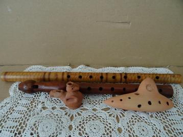 Curiosa inheemse fluit vintage houten fluit 19 euro per stuk beschikbaar voor biedingen