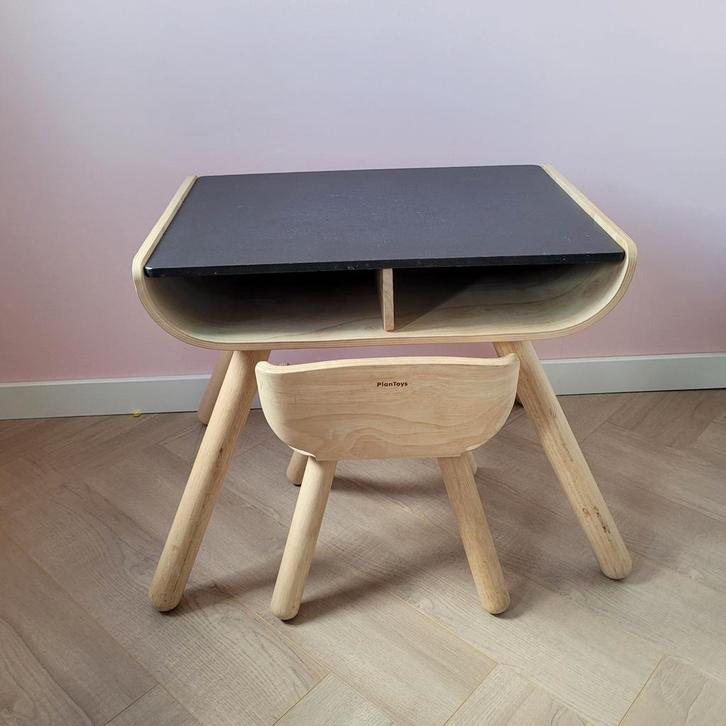 PlanToys Houten peuter kleuter bureau, Huis en Inrichting, Bureaus, Zo goed als nieuw, Ophalen