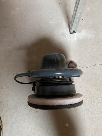 Autopoetsmachine - zeer weinig gebruikt beschikbaar voor biedingen