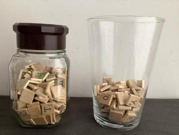 Houten SCRABBLE letters beschikbaar voor biedingen