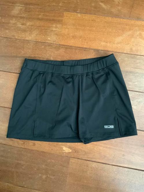 Zwart tennis rokje van Sjeng, maat XL, Sport en Fitness, Tennis, Zo goed als nieuw, Kleding, Overige merken, L00, Ophalen of Verzenden