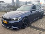 BMW 3-serie M340i xDrive High Exe Laser Memory H&K 20inch Pe, Lichtsensor, Euro 6, Blauw, 1645 kg