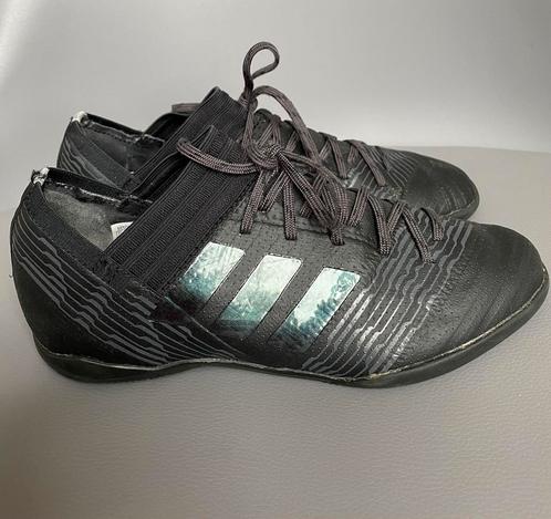 Adidas Nemeziz Sportschoenen Maat 35 Zwart, Kinderen en Baby's, Kinderkleding | Schoenen en Sokken, Zo goed als nieuw, Sportschoenen