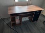 Bureau met uitschuifbare plank, Ophalen