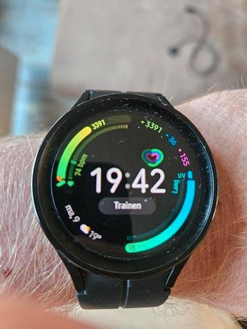 Samsung Watch 5 Pro  beschikbaar voor biedingen