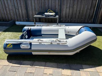 Zeer nette Zodiac rubberboot 2,50m. Klaar voor gebruik! beschikbaar voor biedingen