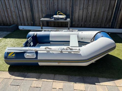 Zeer nette Zodiac rubberboot 2,50m. Klaar voor gebruik!, Watersport en Boten, Rubberboten, Zo goed als nieuw, Zodiac, Hout, Minder dan 70 pk