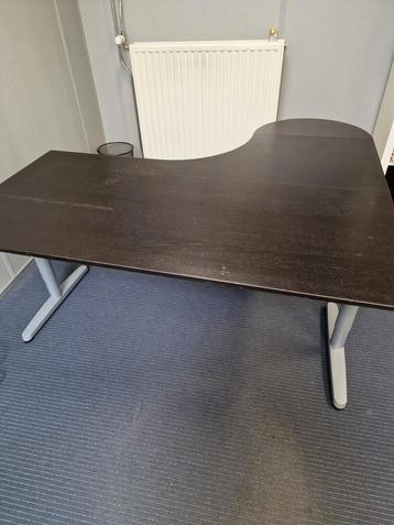 Hoek bureau 