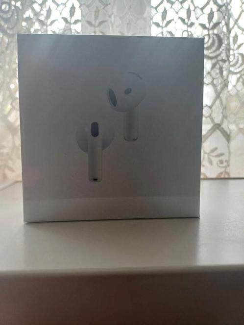 Airpods 4 nieuw, Telecommunicatie, Mobiele telefoons | Oordopjes, Nieuw, In gehoorgang (in-ear), Bluetooth, Ophalen of Verzenden