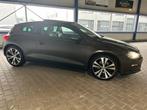 Volkswagen Scirocco 1.4 TSI 118KW DSG 2011 Bruin, Auto's, Volkswagen, 4 cilinders, Zwart, Leder, Particulier