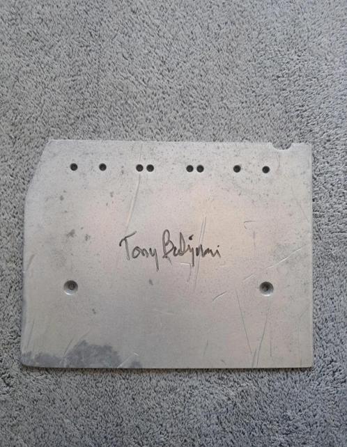 BattleBots Champion Hazard Front Wedge signed by Tony., Hobby en Vrije tijd, Overige Hobby en Vrije tijd, Gebruikt, Ophalen of Verzenden