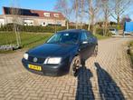 Volkswagen Bora 1.8 20VT 110KW 2002 Blauw, Auto's, Bora, 4 cilinders, Blauw, Origineel Nederlands