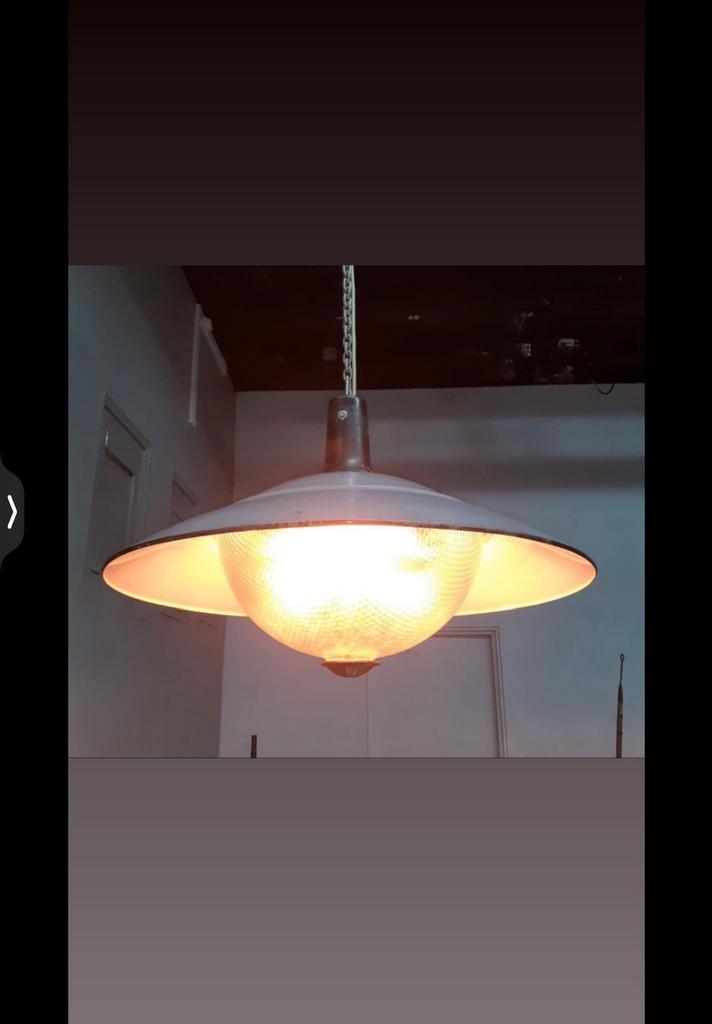 Zeer grote industriële hanglampen, Huis en Inrichting, Lampen | Hanglampen, Kunststof, Metaal, Ophalen