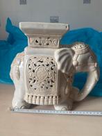 Olifant wit keramiek of aardewerk, Ophalen of Verzenden