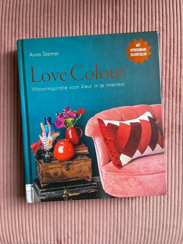 Love Colour (interieurboek) beschikbaar voor biedingen